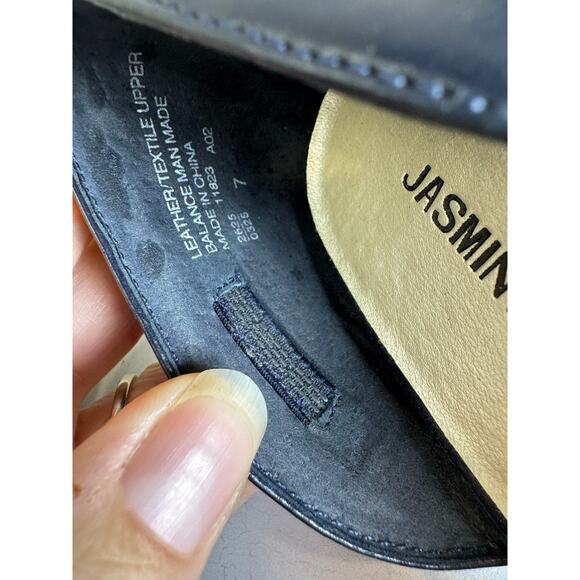 Jasmin New York‎ Women  7 Navy Leather Flats Sandals Criss Cross Strap Comfort - Picture 5 of 7